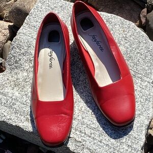 👠 REALLY RED  -EUC FANFARE "Pump" Stilletto Sz 9 Faux Leather